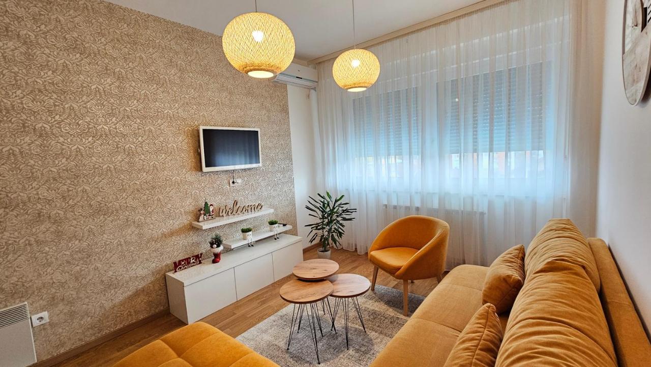 Apartman Filipovic バニャ・ルカ エクステリア 写真