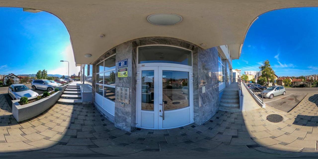 Apartman Filipovic バニャ・ルカ エクステリア 写真